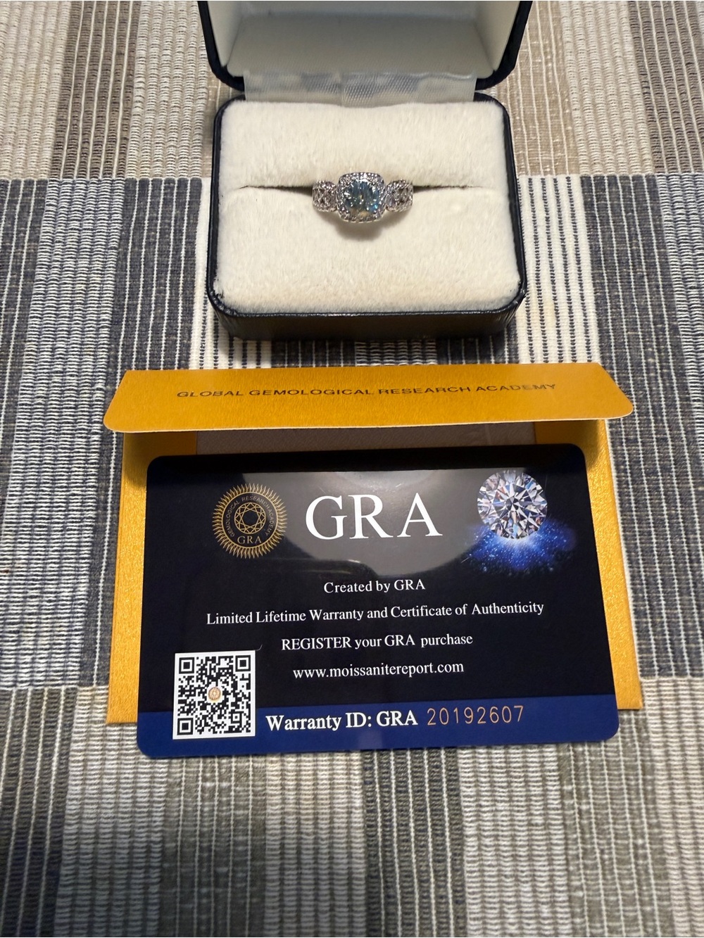 💍✨ Stunning Moissanite Rings Available! ✨💍